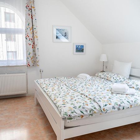 Rooms Mocilnik 贝古耶·纳·格伦奇克 外观 照片