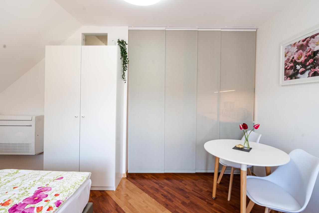 Rooms Mocilnik 贝古耶·纳·格伦奇克 外观 照片