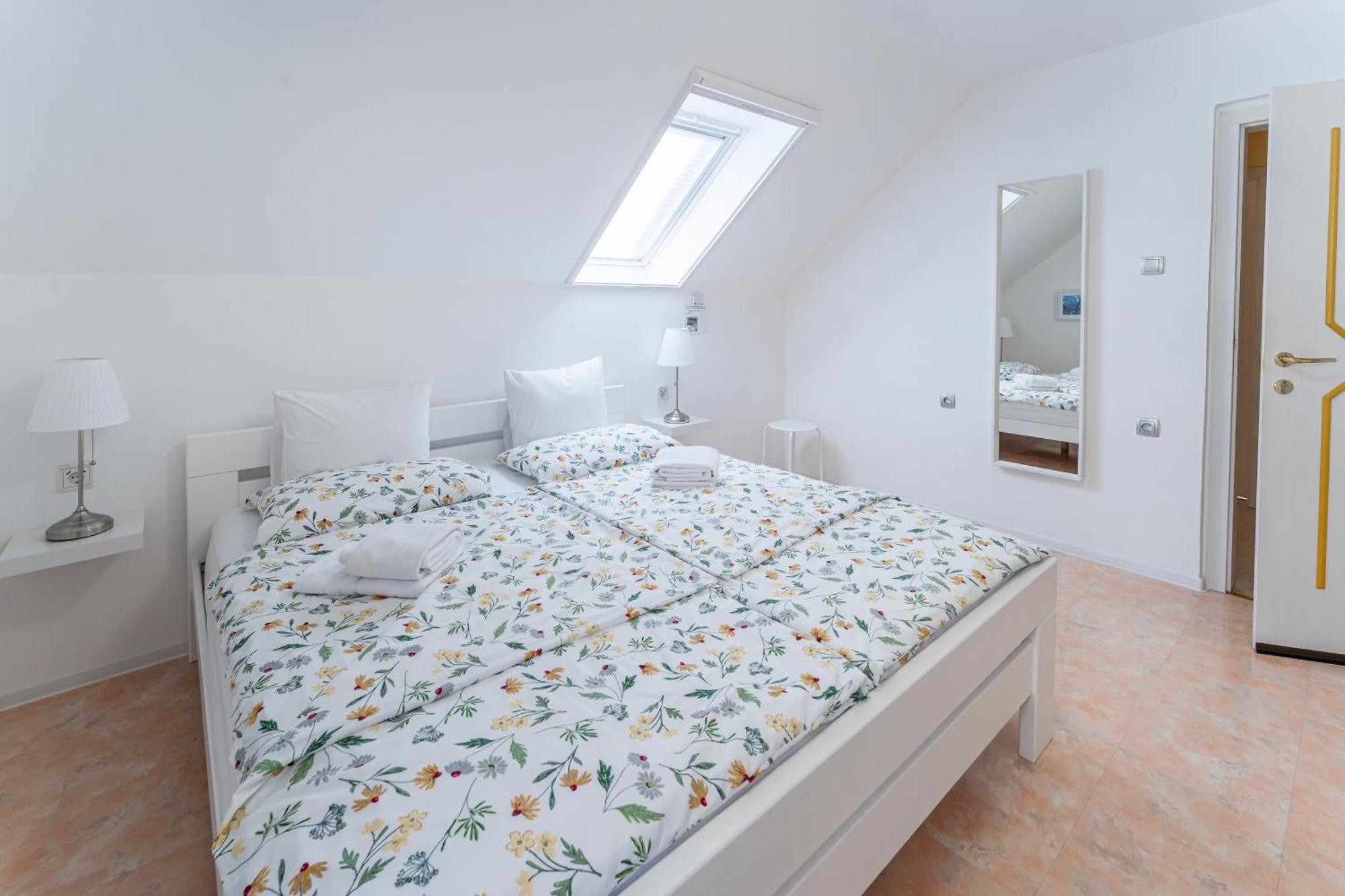 Rooms Mocilnik 贝古耶·纳·格伦奇克 外观 照片